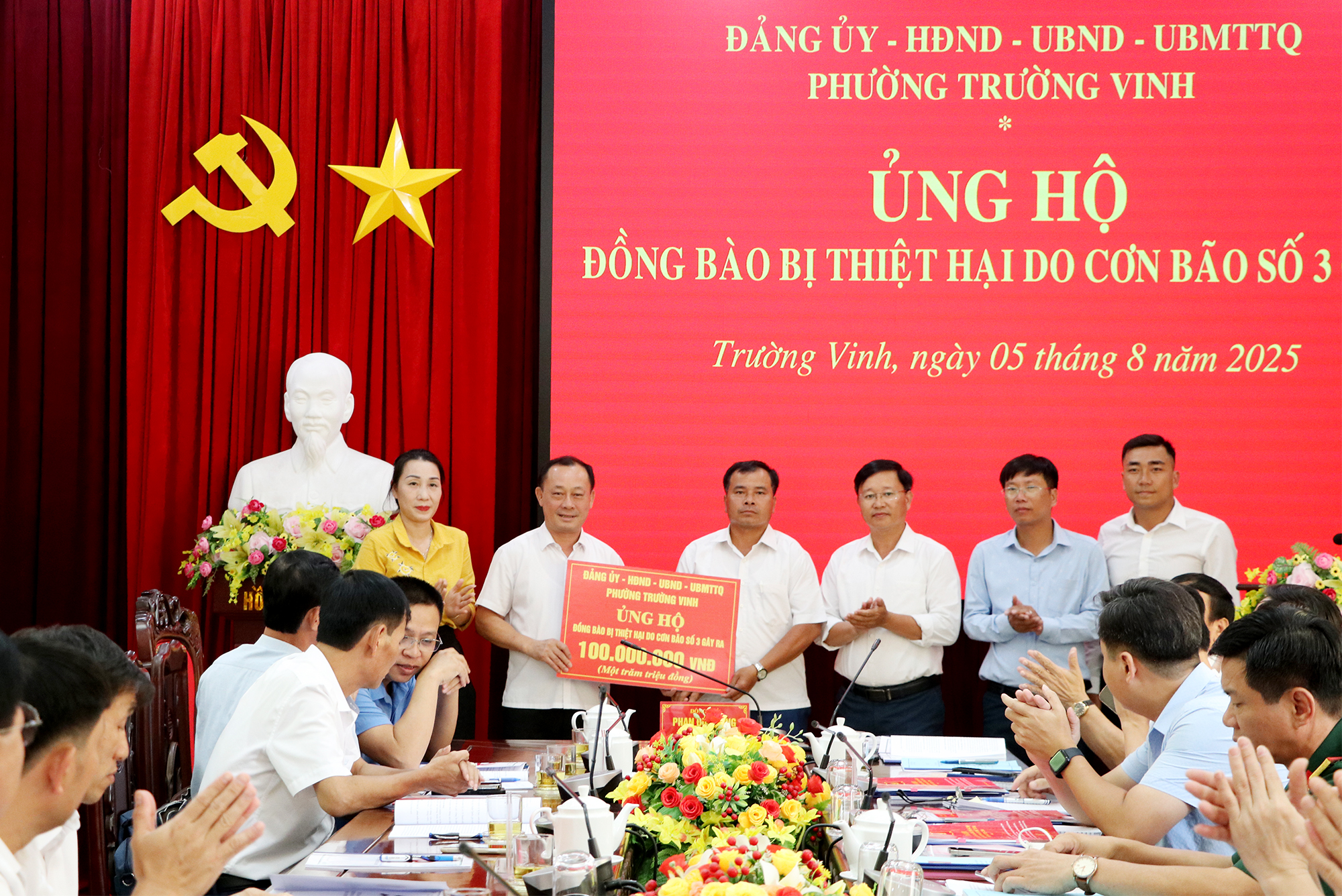 Anh-tin-bai
